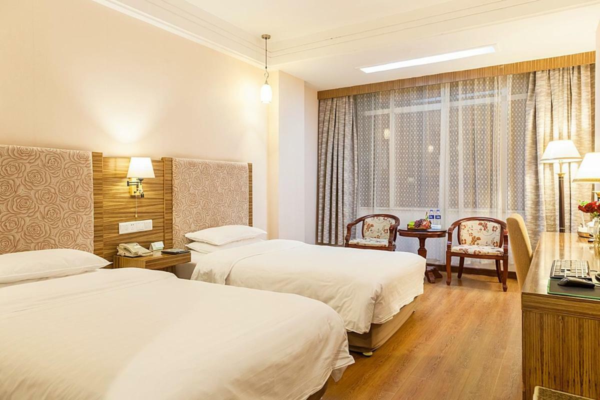 Xiamen Huaqiao Hotel エクステリア 写真
