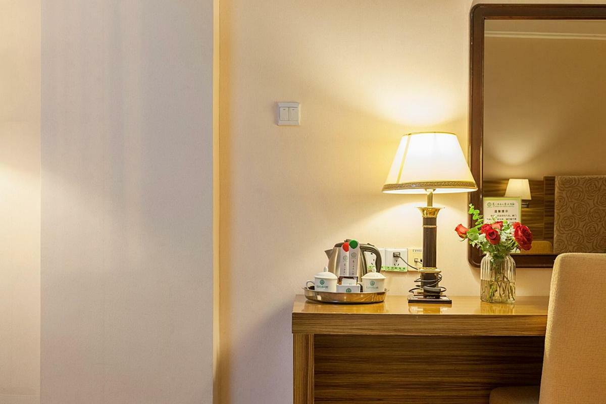 Xiamen Huaqiao Hotel エクステリア 写真
