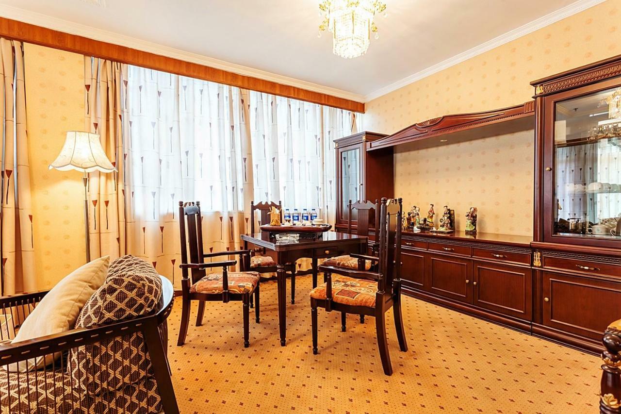 Xiamen Huaqiao Hotel エクステリア 写真